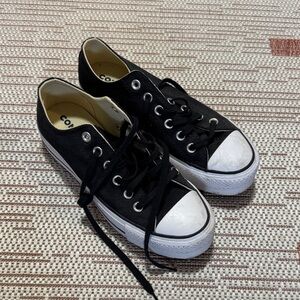 Converse | Chuck Taylor All Star Low Platforms